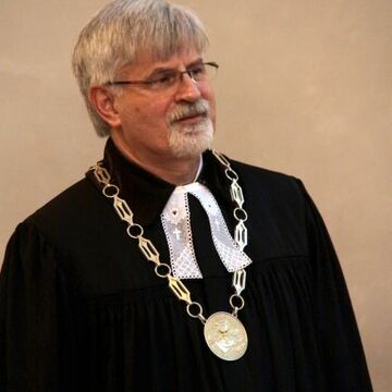 1.12.2015 - Die Evangelische Kirche der Böhmischen Brüder hat eine neue Führung. Sie möchte Hoffnung und Vertrauen auf die Zukunft bringen